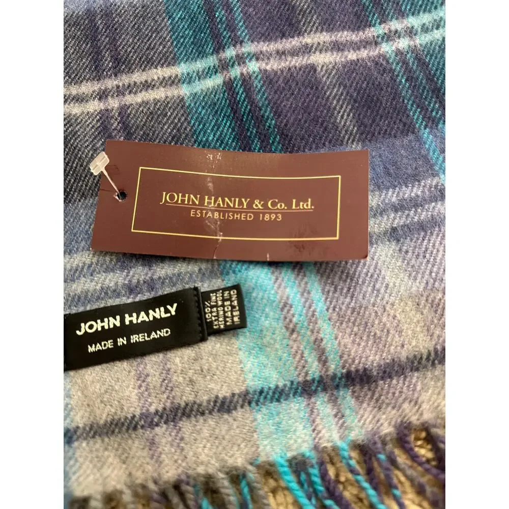 John Hanly Ireland Merino Wool Plaid Tartan Scarf Blue Grey Fringe Winter New